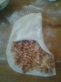 口感丰富的家常肉饼做法图解5)