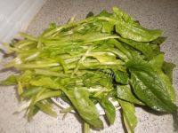 自制蛋酱菠菜做法图解1)