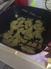 美味的麻辣香锅鸡翅做法图解5)