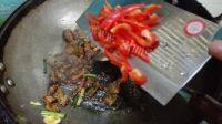鲜香美味的孜然羊肉做法图解9)