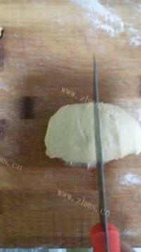 蜂蜜脆底小面包自制做法图解11)