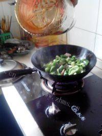 下饭的青椒炒肉片做法图解6)