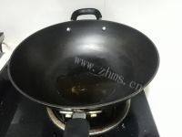 家常菜蘑菇炒肉做法图解2)