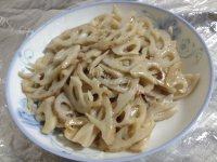 饱满的素炒藕片
