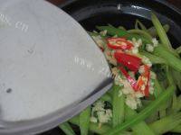 家常菜清炒芹菜