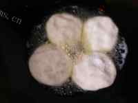 喷香的洋葱牛肉饼做法图解12)