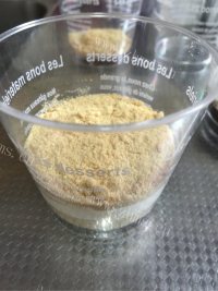 口感丰富的木糠蛋糕杯做法图解5)