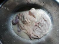 营养美味的白果腐竹猪肚汤做法图解5)
