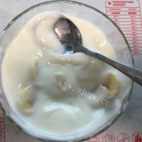 美食香蕉酸奶露做法图解6)