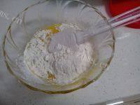 食欲满满的草莓慕斯蛋糕做法图解4)