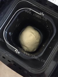 清爽可口的葡萄干面包做法图解8)