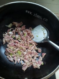 美味的孜然辣炒鸡胗做法图解4)