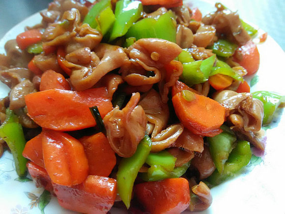 回味无穷的红烧肥肠