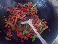 家常菜萝卜干炒肉做法图解10)