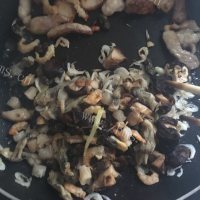 色香味俱全的焖饭做法图解8)