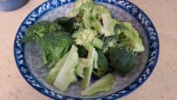 家常的西兰花香炒脆鲩做法图解4)