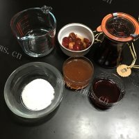 清爽可口的黑森林蛋糕做法图解10)