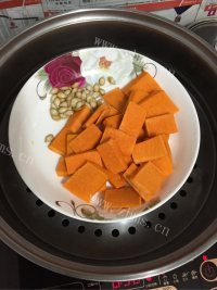 美味的金钱卷面包做法图解1)