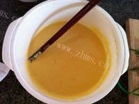 简单的韭菜鸡蛋饼做法图解4)