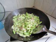 家常菜肉片芸豆