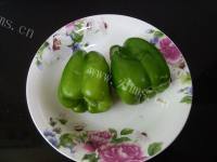 美味青椒炒白虾仁做法图解1)