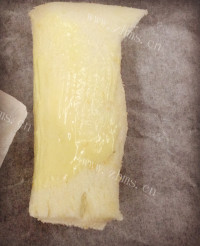 美味的乳酪面包卷做法图解9)