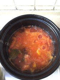 美味的番茄牛肉煲做法图解7)