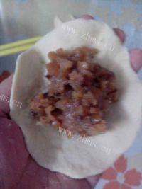 自己做的香菇猪肉包做法图解6)