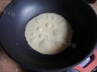 美味营养的芒果班戟做法图解5)