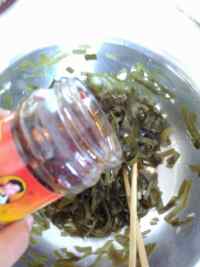 美味的凉拌海带丝