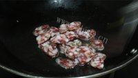 色味俱佳的香肠西兰花做法图解5)
