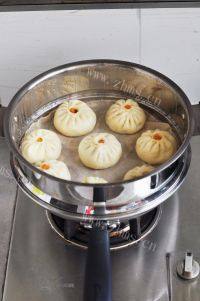 美味的羊肉胡萝卜包子做法图解10)