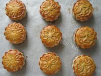 自制广式蛋黄月饼