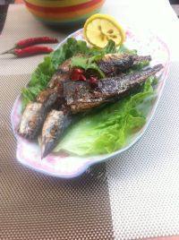 家常菜干煎秋刀鱼