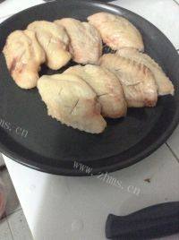好味的奥尔良烤鸡翅做法图解3)
