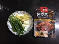 香气浓郁的橙香烤肋排做法图解2)