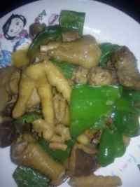 家常菜青椒炒鸡杂