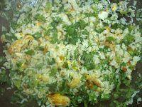 芹菜叶蛋炒饭做法图解8)