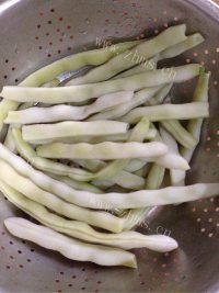 好吃的芸豆鲜肉水煎包做法图解4)