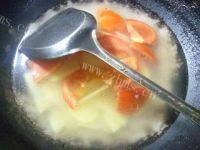 美味的西红柿土豆汤