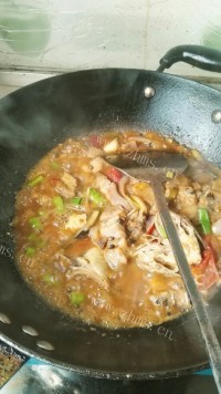 美味盖世鲶鱼做法图解8)