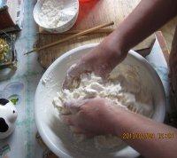 韭菜虾仁水饺做法图解4)