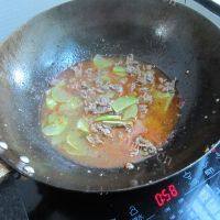 家常菜麻辣水煮牛肉做法图解12)