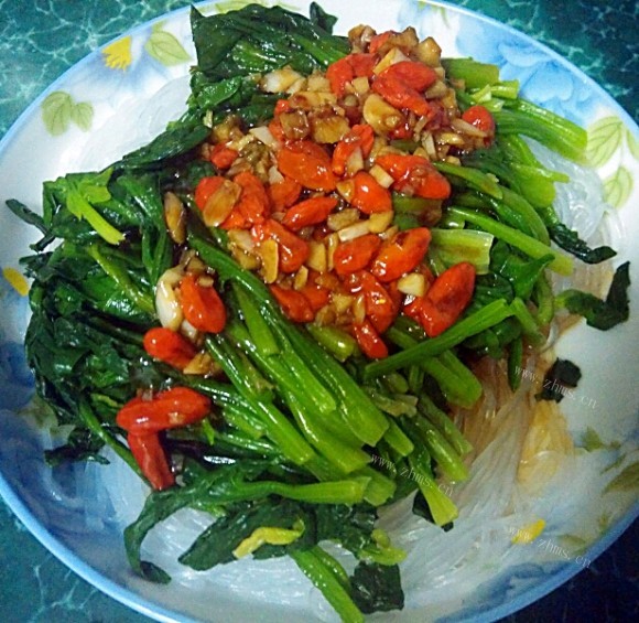 唇齿留香的凉拌菠菜