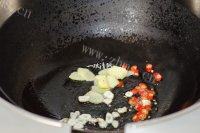 家常菜蚕豆小炒做法图解5)