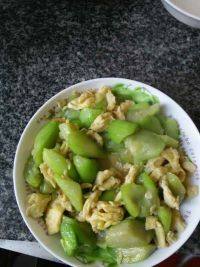 家常菜丝瓜炒鸡蛋