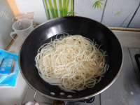家常肉末意大利面做法图解5)