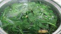 美味的枸杞猪肝瘦肉汤做法图解6)