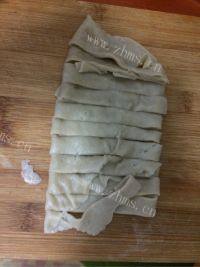 美味的莜面凉皮做法图解6)