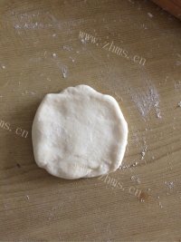 美味的果酱餐包做法图解5)
